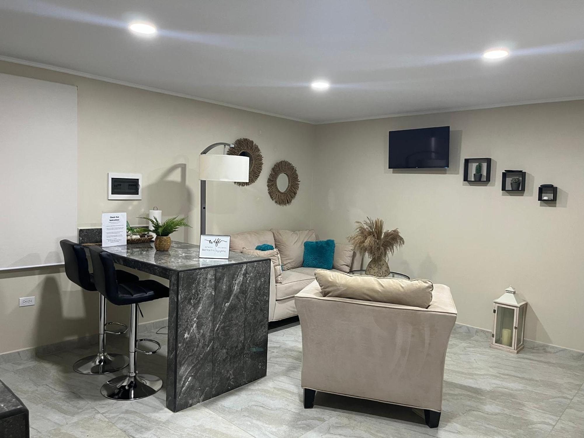 Cozy 1-Bedroom Apartment Minutes Away Drive To Mangel Halto Beach Savaneta エクステリア 写真